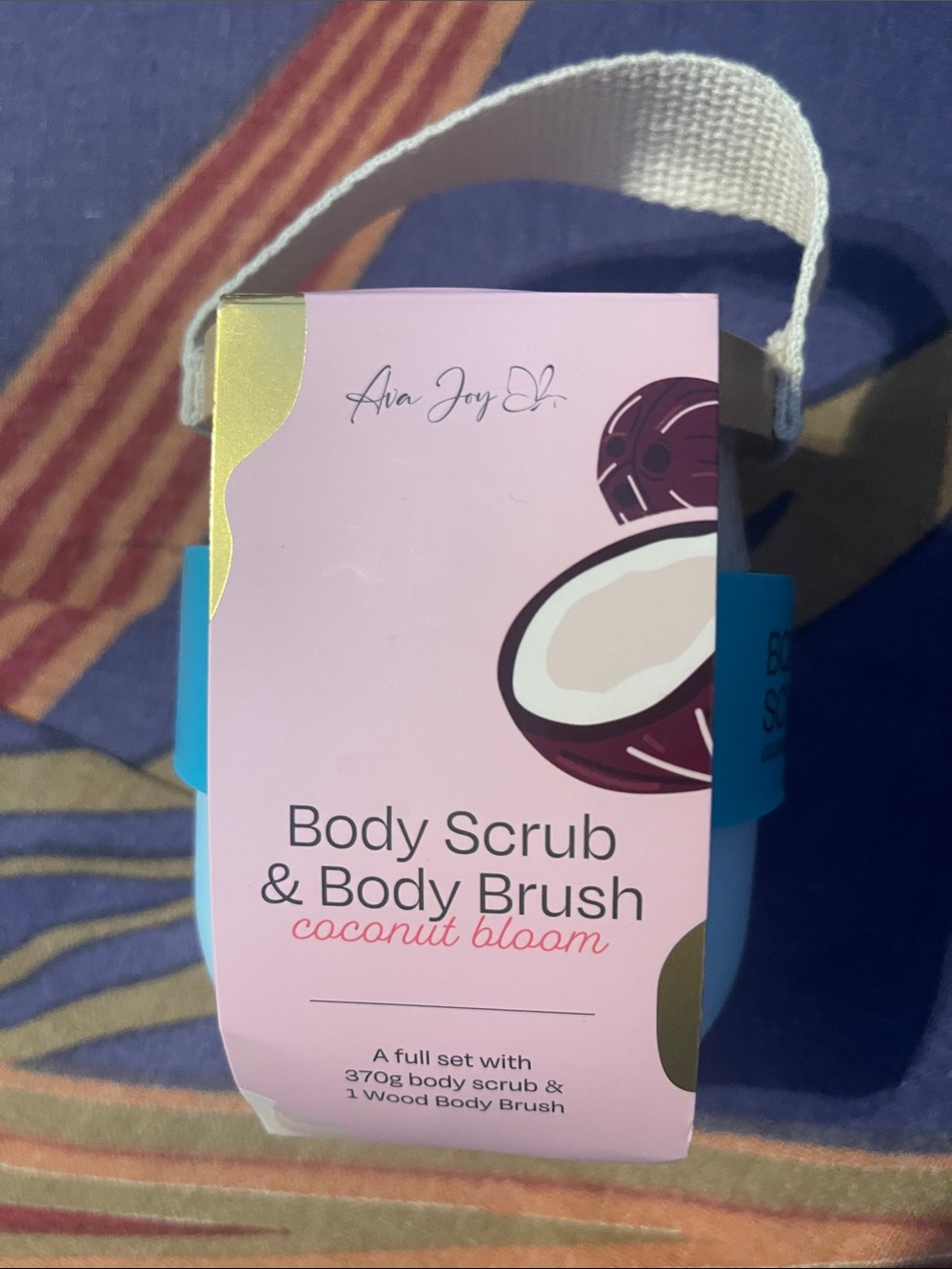 Coconut Bloom Body Scrub & Brush Set - Blue